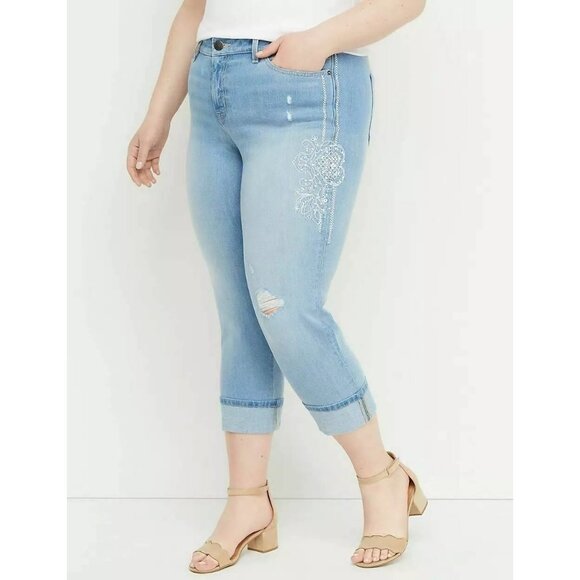 Lane Bryant Embroidered Embellished Girlfriend Crop Jean Size 24 Blue Light Wash - Picture 1 of 9